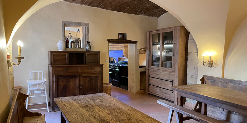 La salle à manger de la maison de Grillon